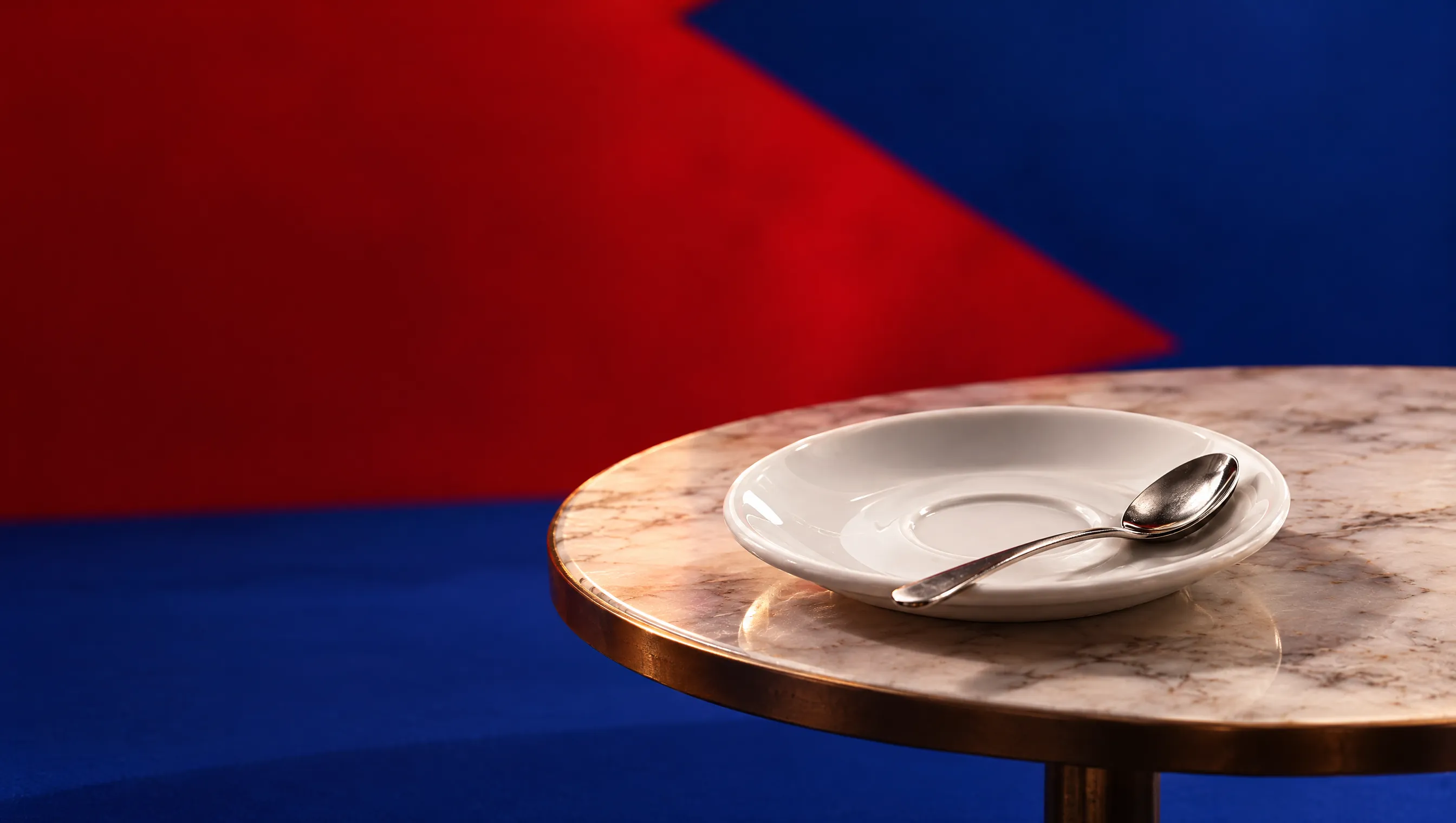Cafea — gratis, în restaurant